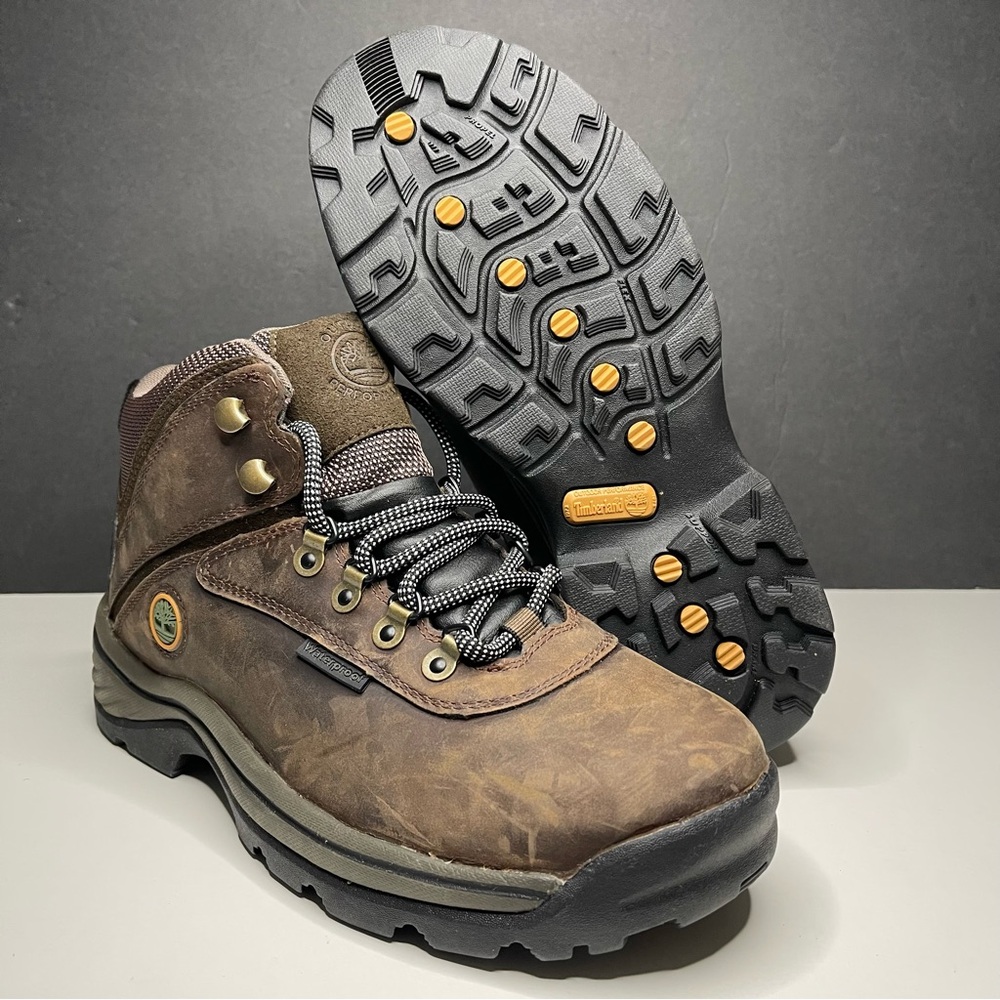 Timberland White Ledge Mid WP Women’s Size 8 Boot / Padded Collar